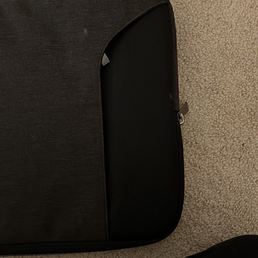 Laptop case approx 13 in. - Picture 3 of 5
